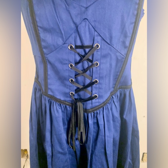 Hot Topic Blue & Black Filigree Border Ball Gown NWT - Picture 2 of 9